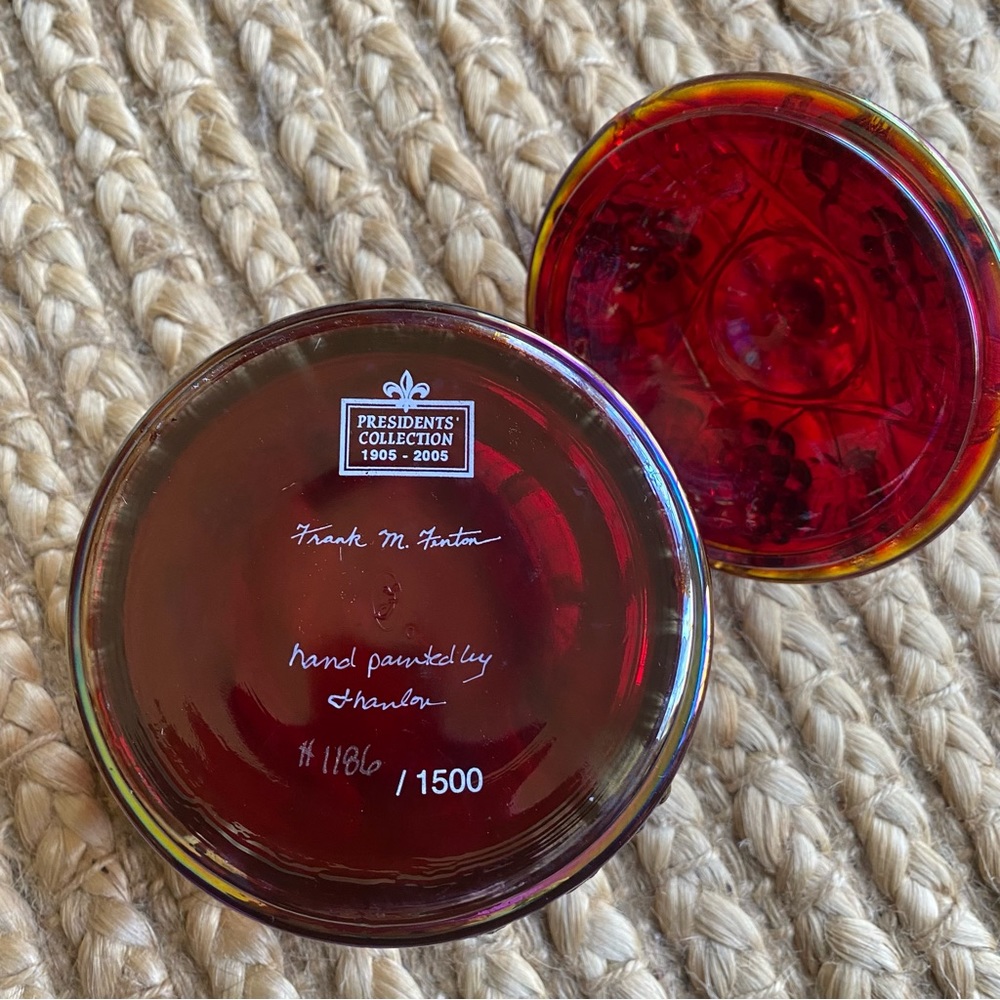 FENTON ART GLASS LTD EDITION PRESIDENT’S COLLECTION COVERED BOX W/ GRAPE… - Picture 10 of 16